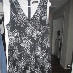 XXL iHot A-Line Midi Black & White Floral Sleeveless Dress